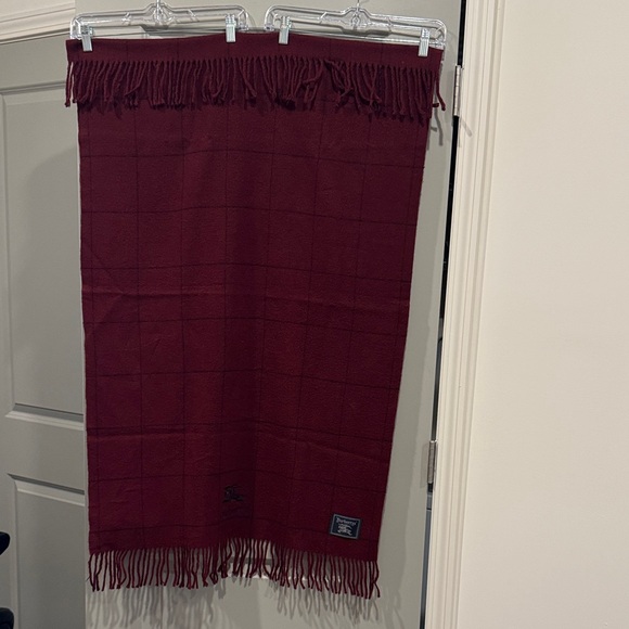 Burberry Deep Red Scarf - Picture 8 of 8